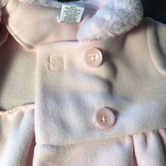 NWT Baby Pink Fleece and Faux Fur Coat with Buttons and Velcro by Starting Out - Picture 4 of 8